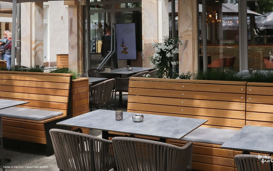 Außenbereich Heiter & Herrlich