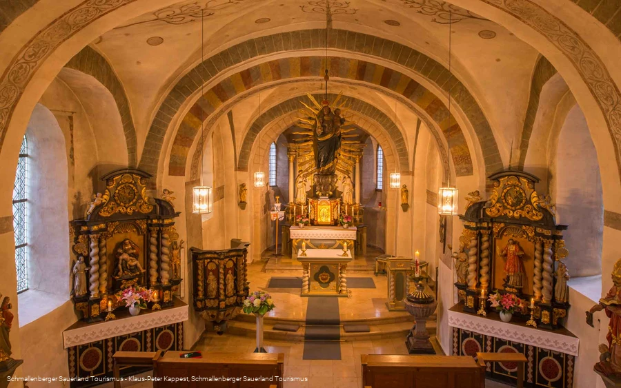 Pfarrkirche St. Vinzentius Lenne