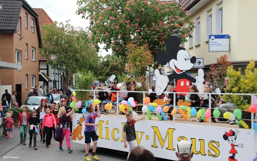 Frühlingsfestzug zur Gösselkirmes