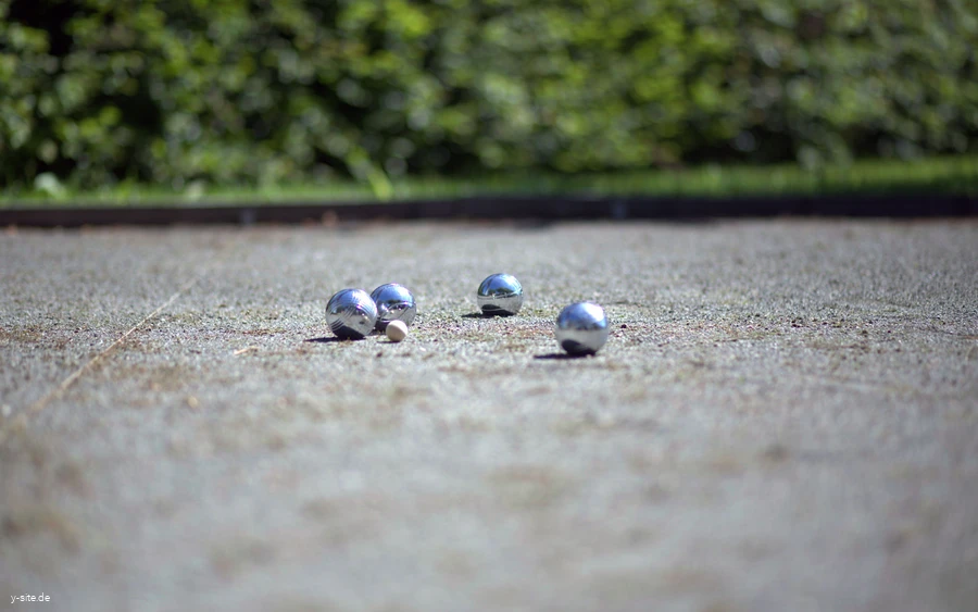 abenteuergolf-willingen-boule.jpg