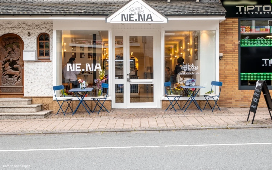 Außenansicht Café Ne.Na