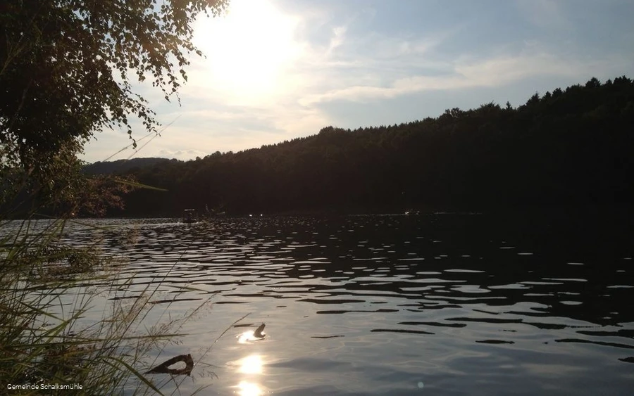 Talsperrenidylle an der Glörtalsperre Talsperrenidylle an der Glörtalsperre