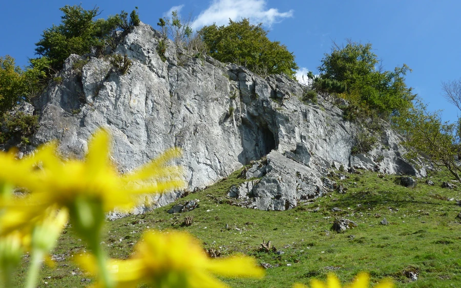 Hoher Stein im NSG Lörmecketal Kallenhardt Foto Hötte Stadt Rüthen.JPG