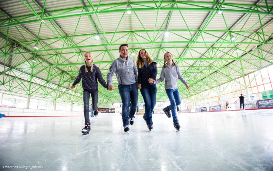 sabrinity_eissporthalle08neu.jpg