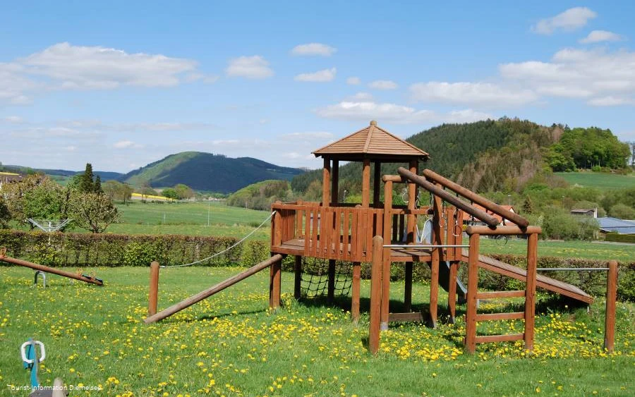 Spielplatz in Diemelsee-Stormbruch