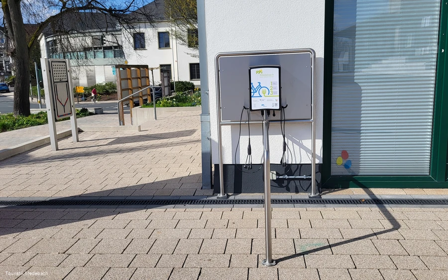 E-Bike Ladestation Marktplatz.jpg