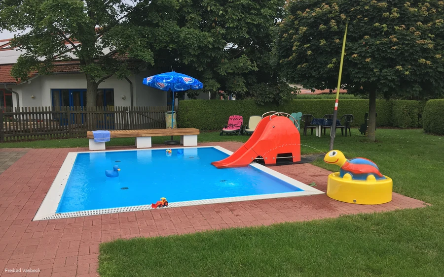 Kinderbecken im Freibad Vasbeck
