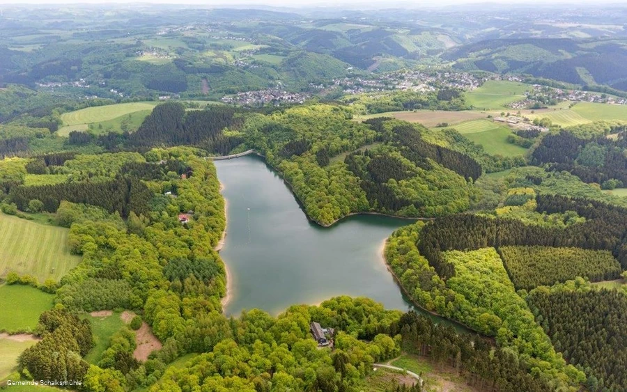 Luftbild der Talsperre