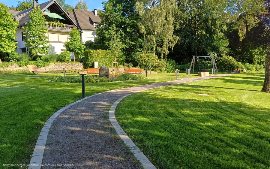 Dorfpark_Cobbenrode2.jpg