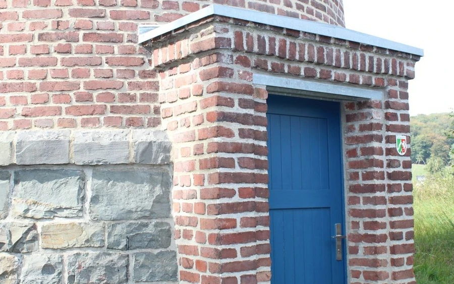 Das Gebäude steht unter Denkmalschutz Das Gebäude steht unter Denkmalschutz