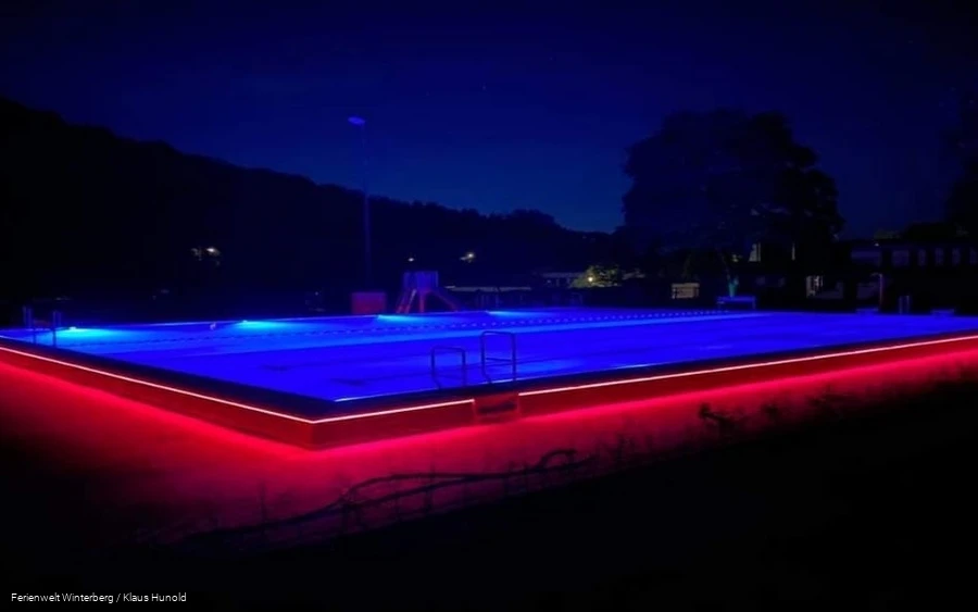 Freibad Siedlinghausen nachts_KlausHunold.jpeg
