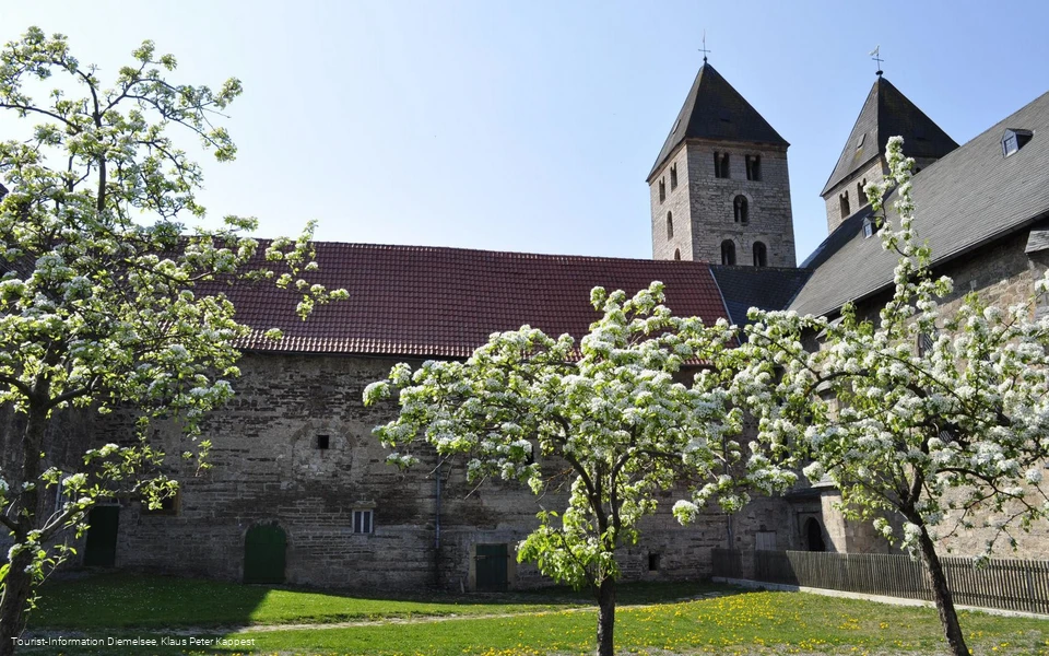 Kloster Flechtdorf