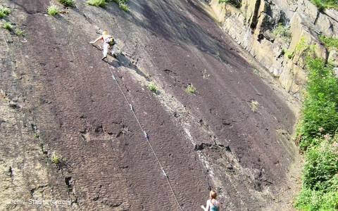 Werdohl_Kletterfelsen (14).jpg