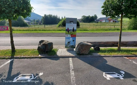 Original E-Ladesäule an der ESB Copyright Tourist-Information Willingen CC BY-SA.jpg