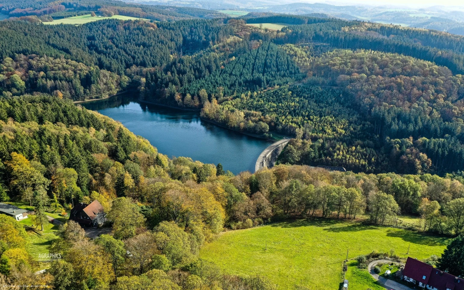 Idyllisches Kleinod: die Jubachtalsperre