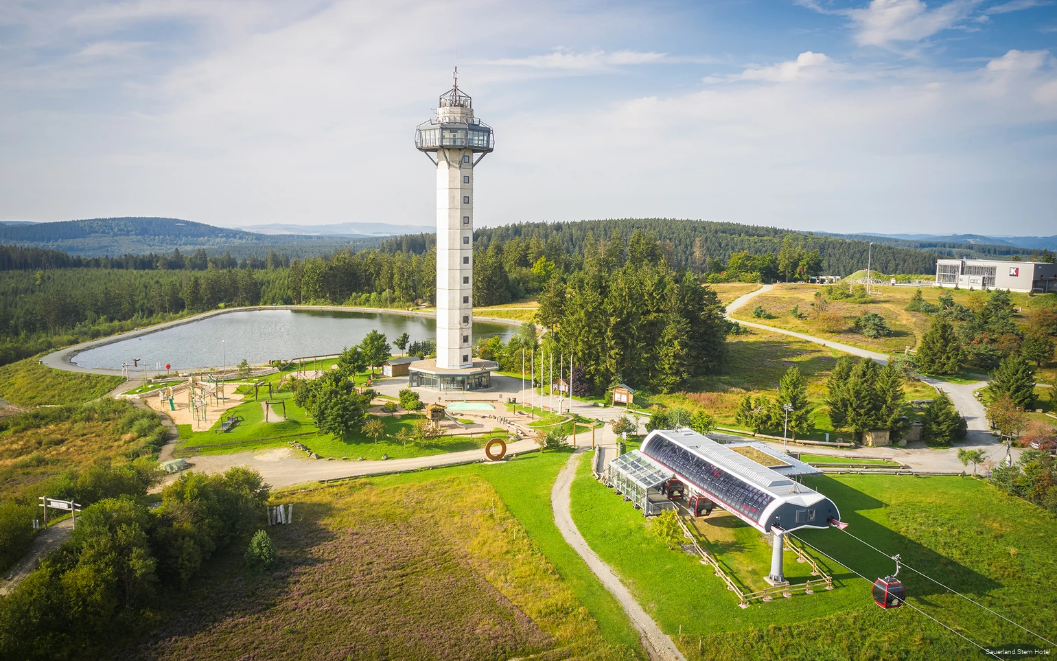 Top view of Ettelsberg with the Hochheideturm tower and the gondola station