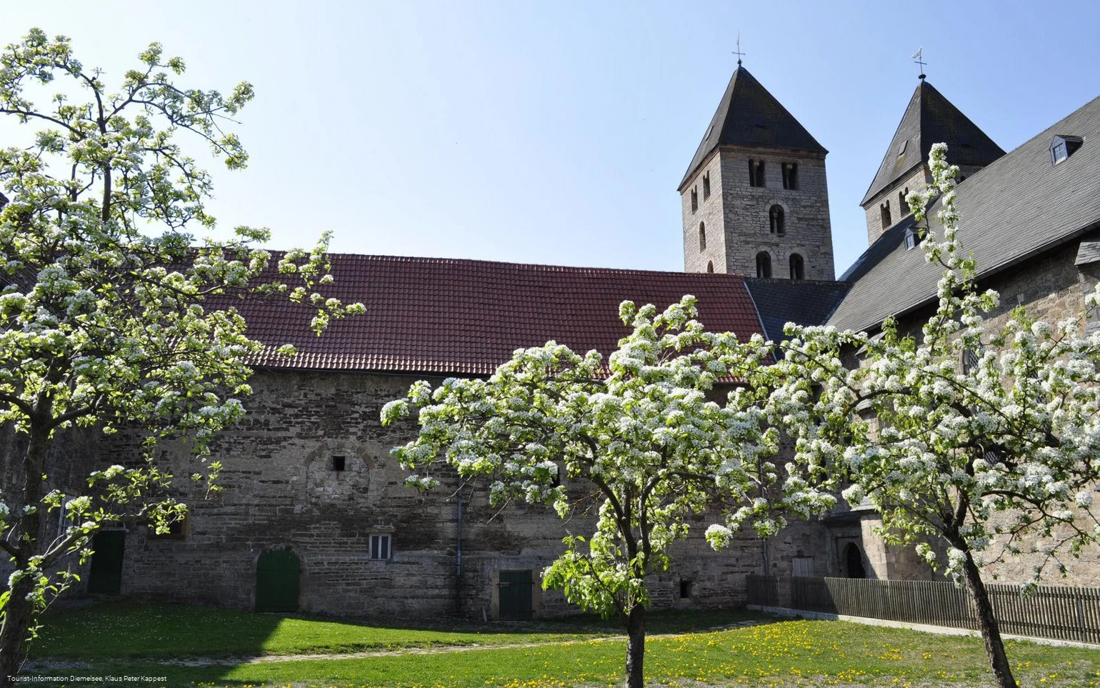 Kloster Flechtdorf