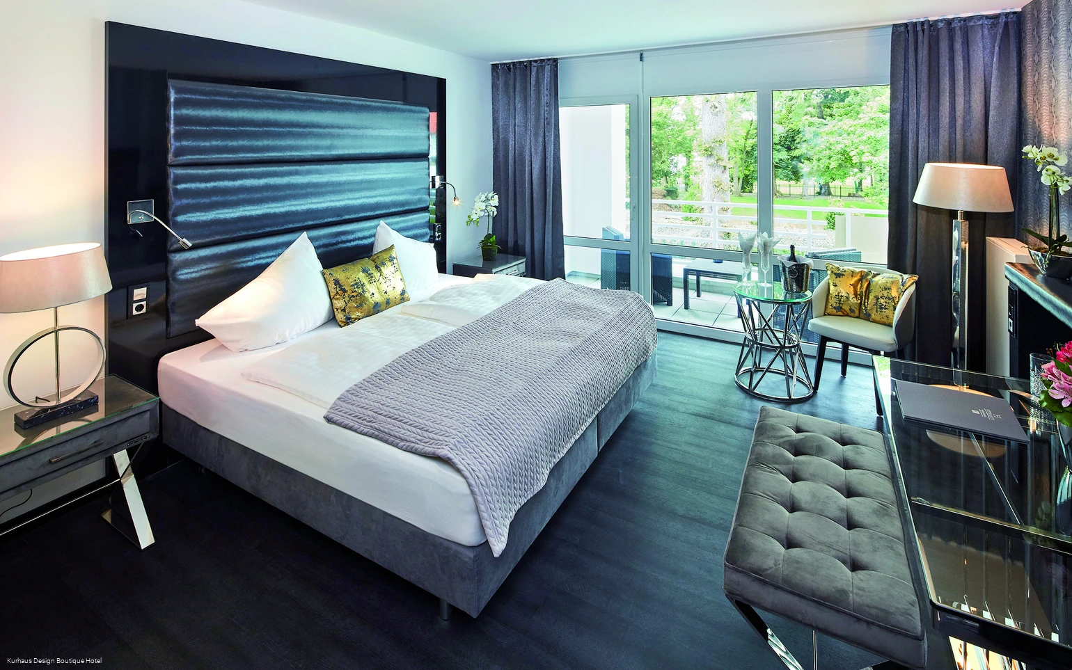 KURHAUS 4.jpg