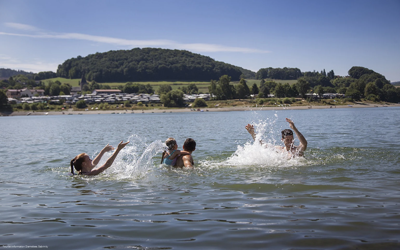 Badespaß am Diemelsee