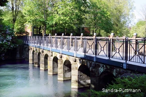 Green Winkeln stone weir