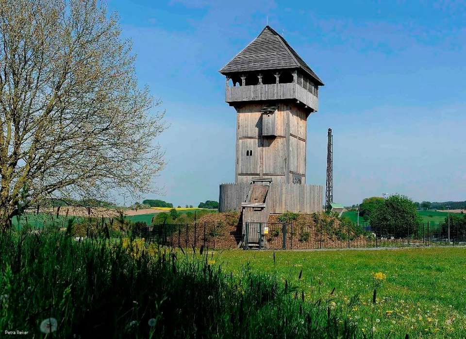 Motte in Neuenrade-Küntrop Motte in Neuenrade-Küntrop