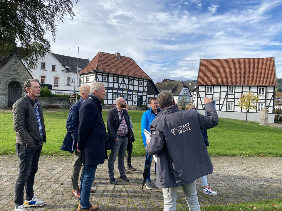 Stadt Balve Stadtführung.JPG Stadt Balve Stadtführung.JPG