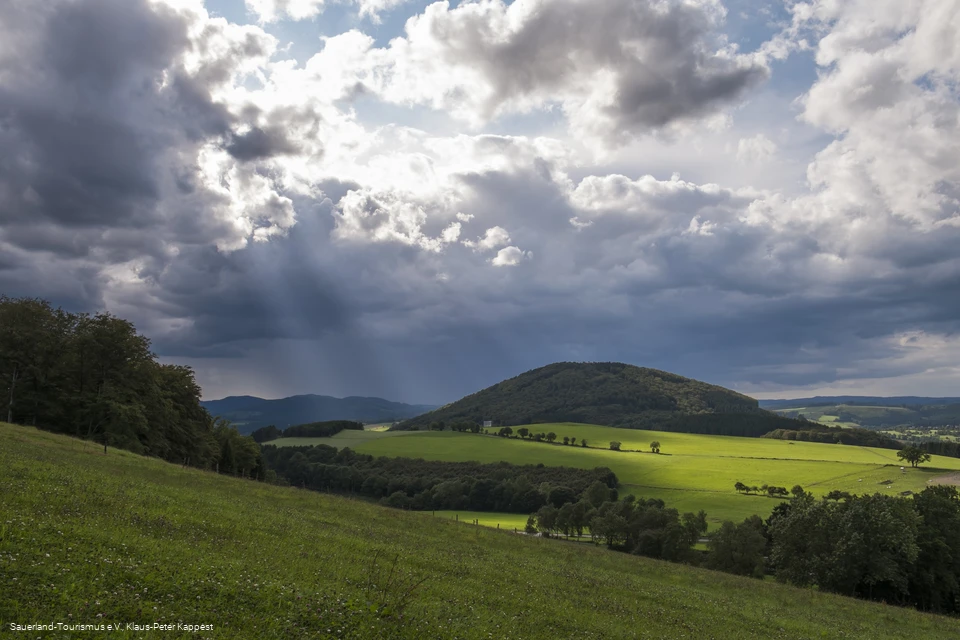 Fernblick auf den Wilzenberg 