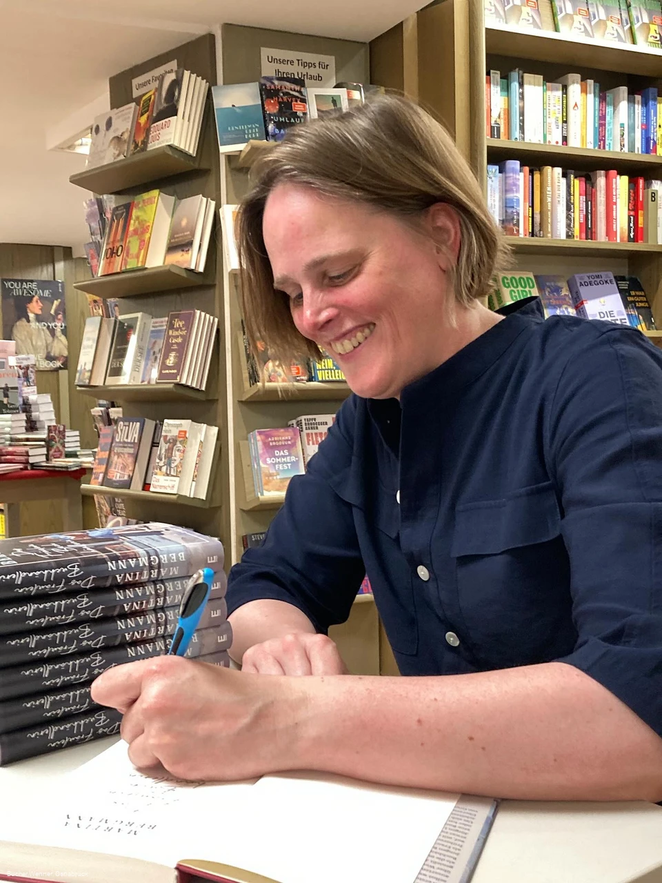 Martina Bergmann (c) Bücher Wenner, Osnabrück.jpg Martina Bergmann (c) Bücher Wenner, Osnabrück.jpg