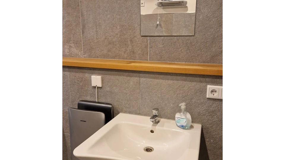Jüppkenpark WC Anlage Innen2