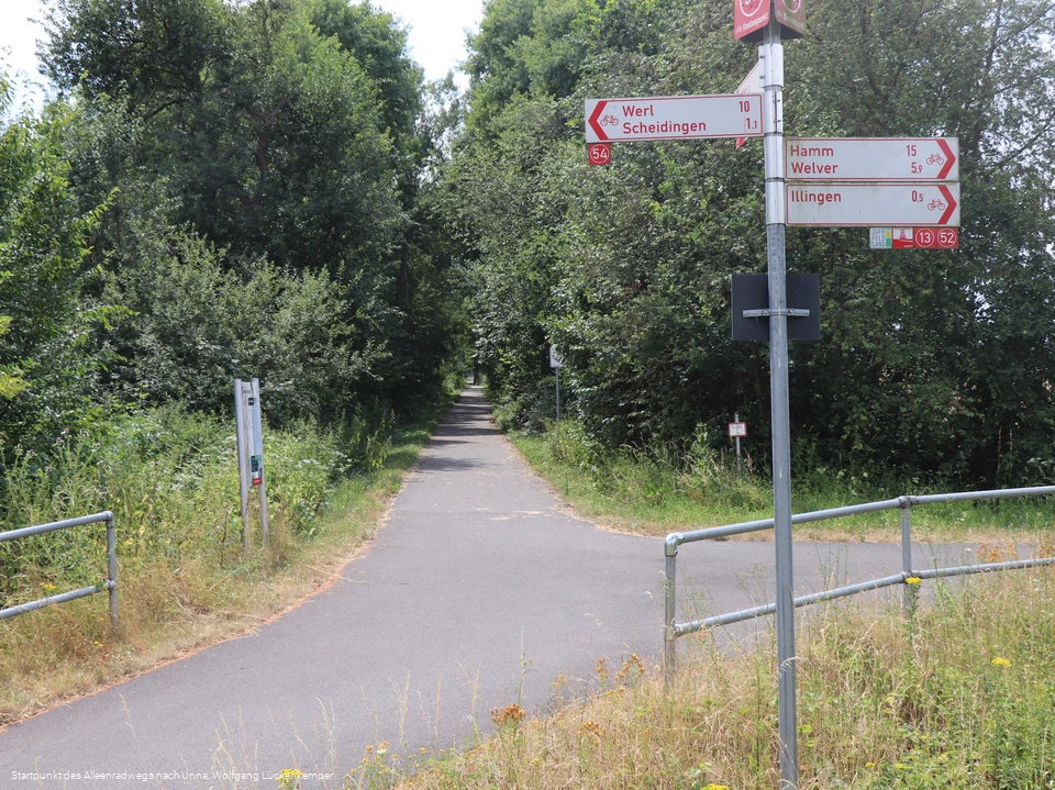 Startpunkt des Alleenradwegs nach Unna