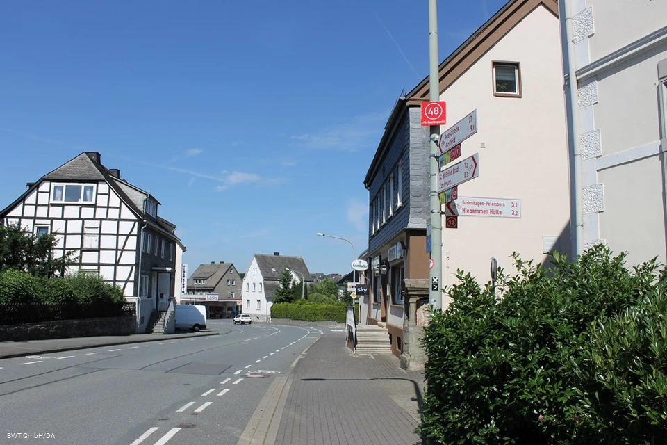 48 Altenbürener Straße von Osten kommend.JPG