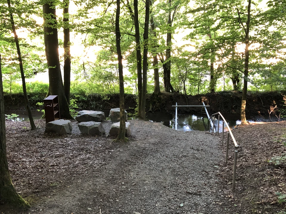 Kneippbecken.JPG