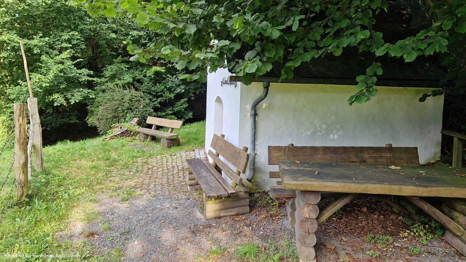Rastmöglichkeit an der Josefs-Kapelle am RuhrtalRadweg