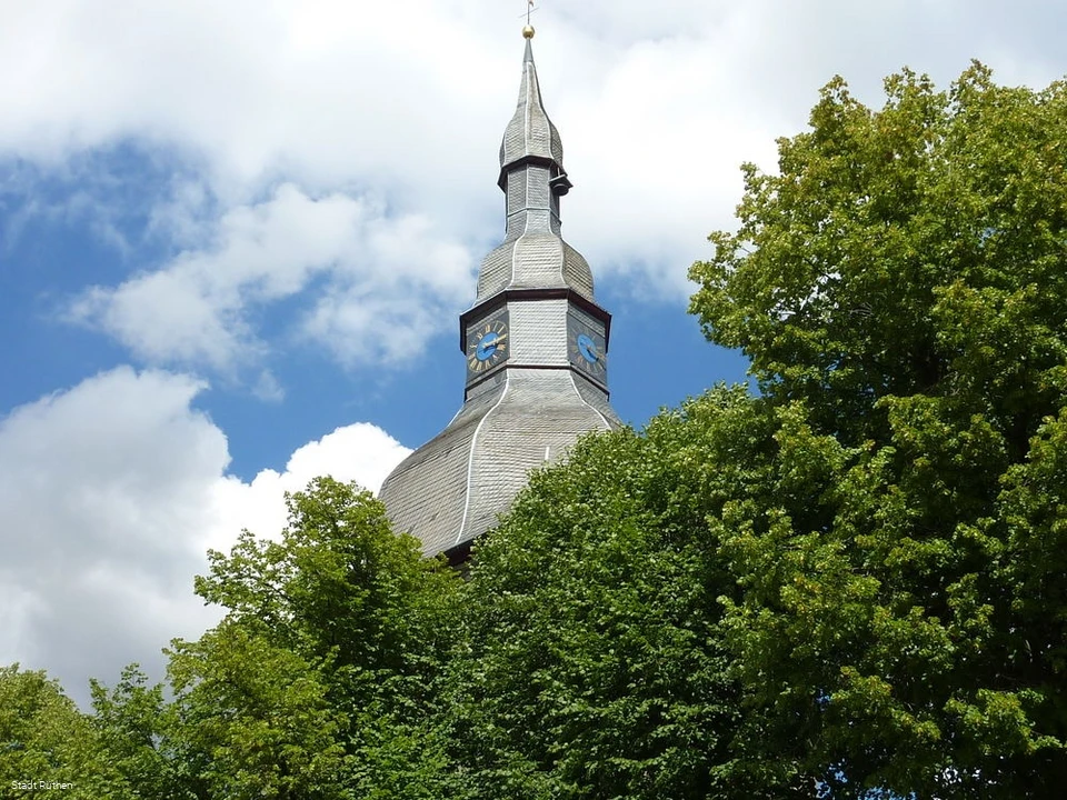 Turm der Nikolaus Kirche in Rüthen