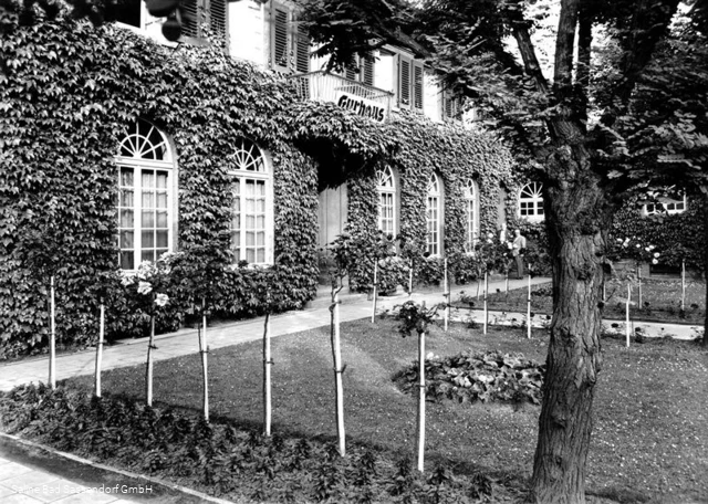 Dieses Bild zeigt eine alte Aufnahme des Gebäudes.