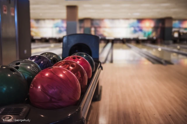 bowling_envato_georgerudy.jpg