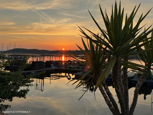 Segelschule Höcker.jpg