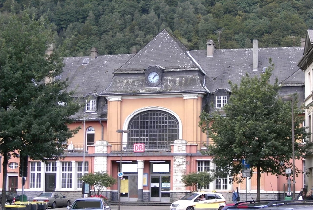 Werdohl_Bahnhofsgebäude_Außen.jpg