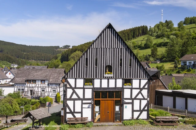FerienweltWinterberg_2018_Züschen_Borgs Scheune_Museum_Fachwerk_Sommer_Klaus-Peter Kappest (4).jpg