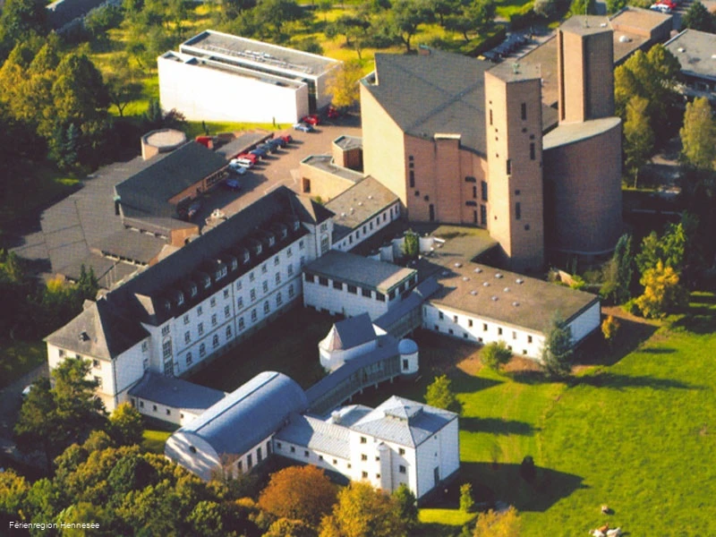 Abtei Königsmünster in Meschede Abtei Königsmünster in Meschede