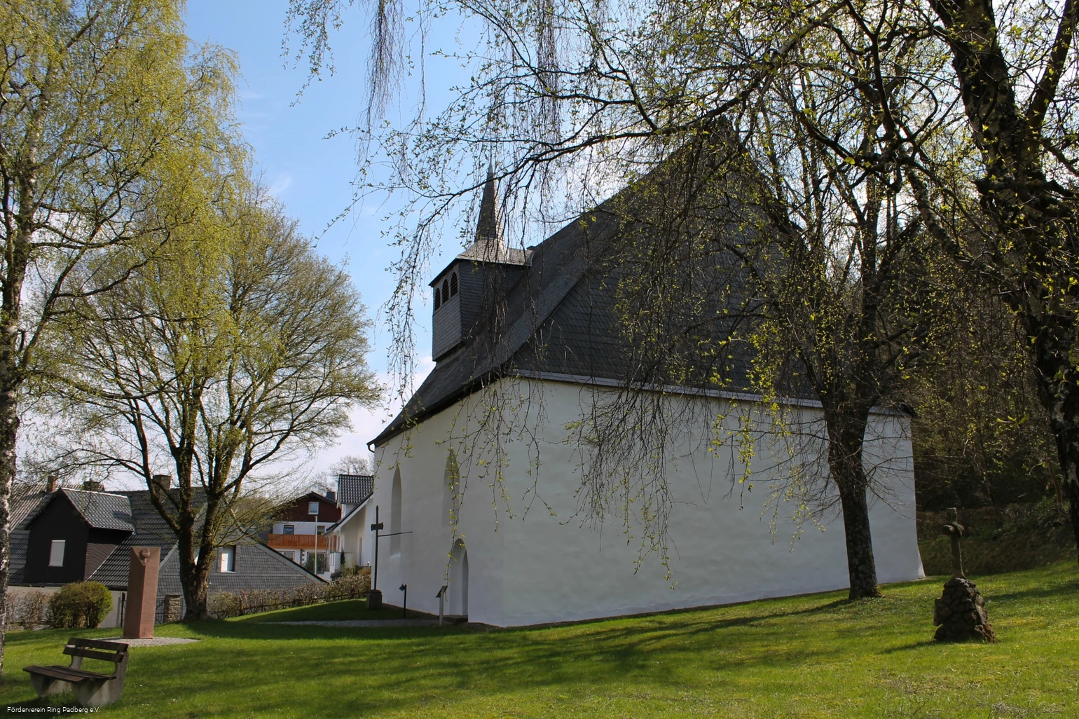Alte Kirche St. Petrus Padberg