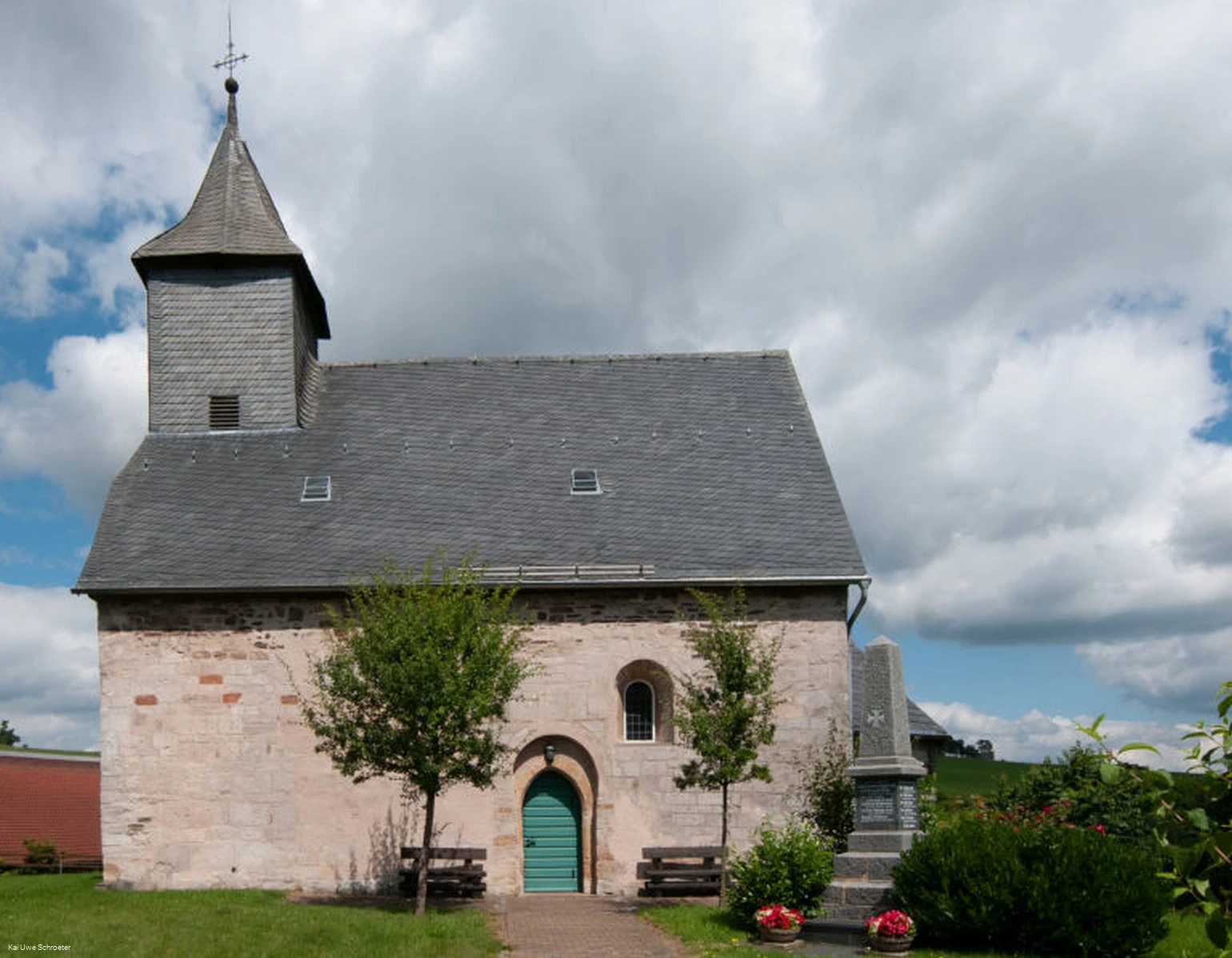 kirche-schweinsbuehl c) Kai Uwe Schröter.jpg