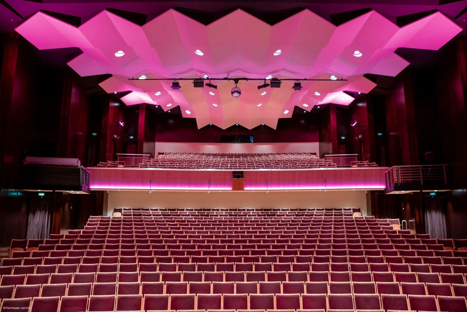 PTI_Saal (2).jpg