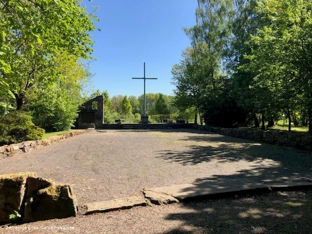 Ense_Mahnmal Himmelpforten