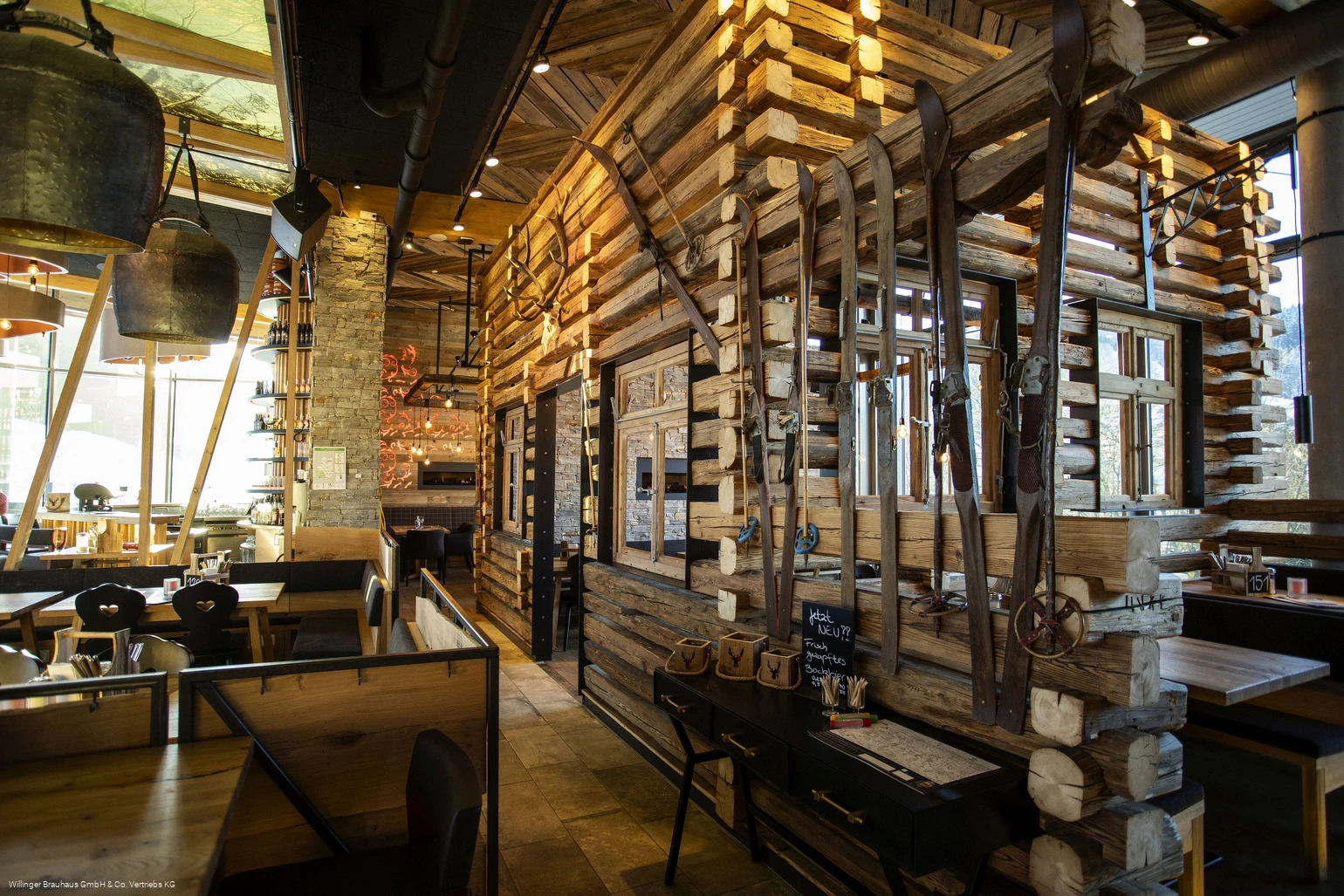 k1-huette-willingen-innen.jpg k1-huette-willingen-innen.jpg