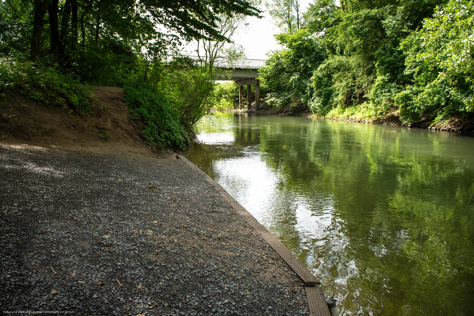 Kanueinstieg Rebbeke Zur Neuen Brücke (c) KWL Kultur und Werbung Lippstadt GmbH Pro-t-in GmbH (1).jpg
