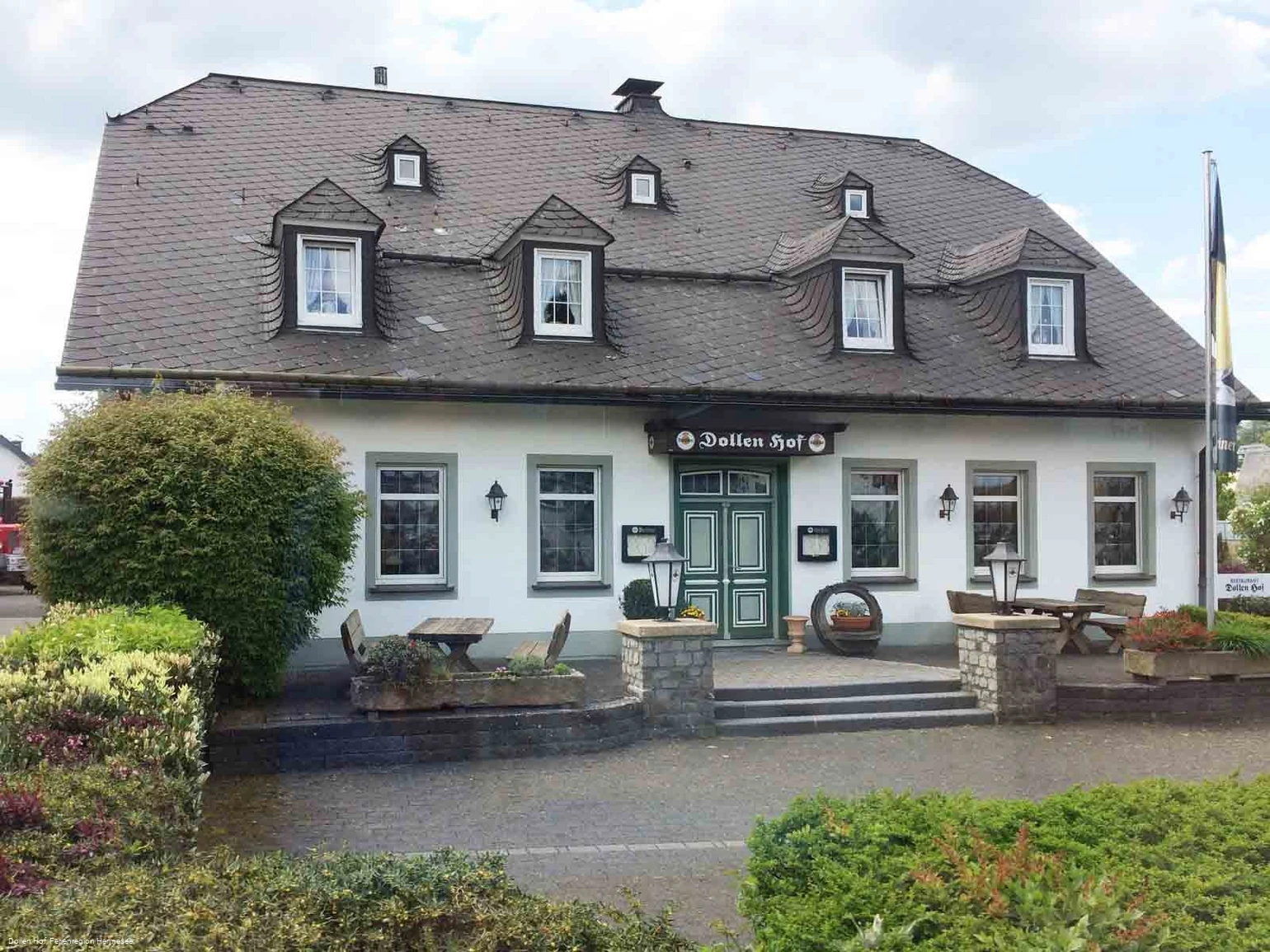 Dollen Hof, Eversberg, Aussenansicht