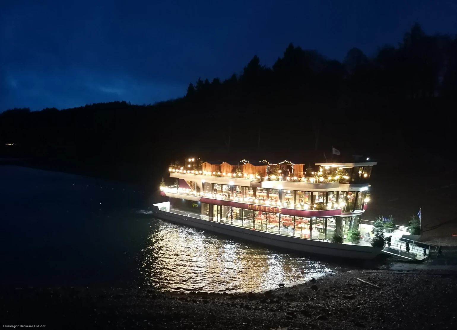 EMS Hennesee Weihnachtsmarkt