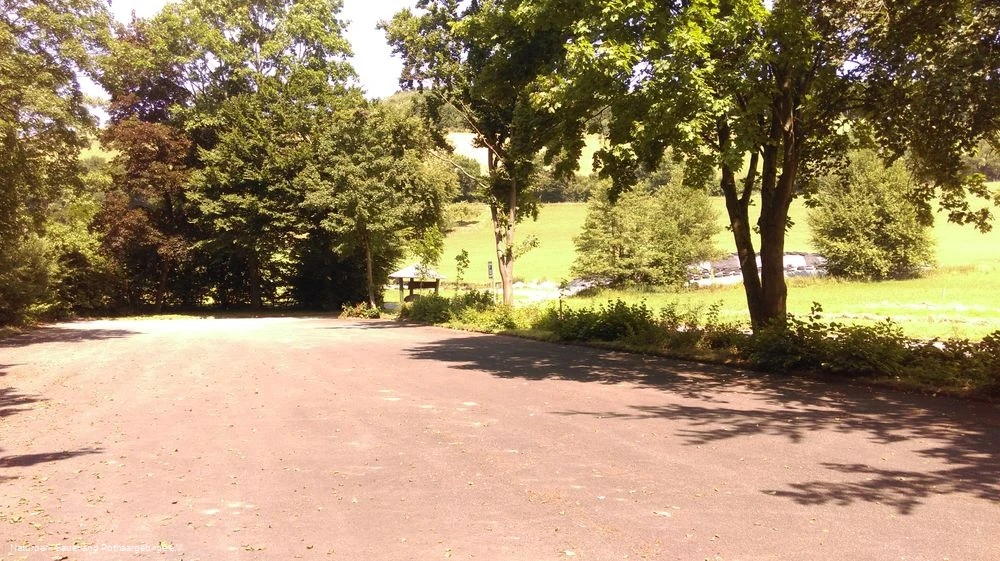 Impressionen des Wanderparkplatzes Ostfeld Impressionen des Wanderparkplatzes Ostfeld
