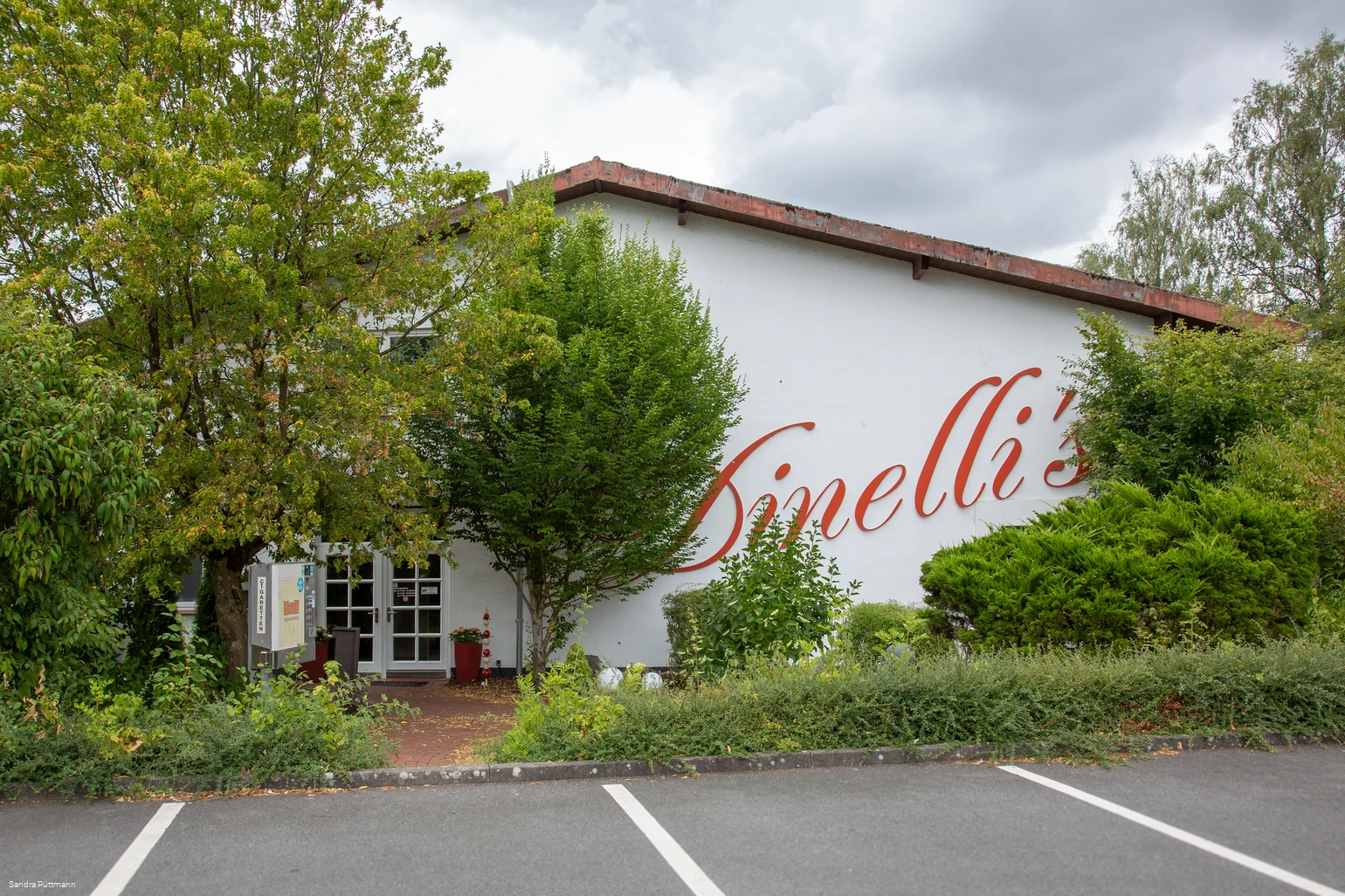 Dinelli's